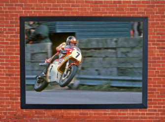 Barry Sheene - Isle of Man TT Motorbike Motorcycle - A4 - A0 Size Print Poster